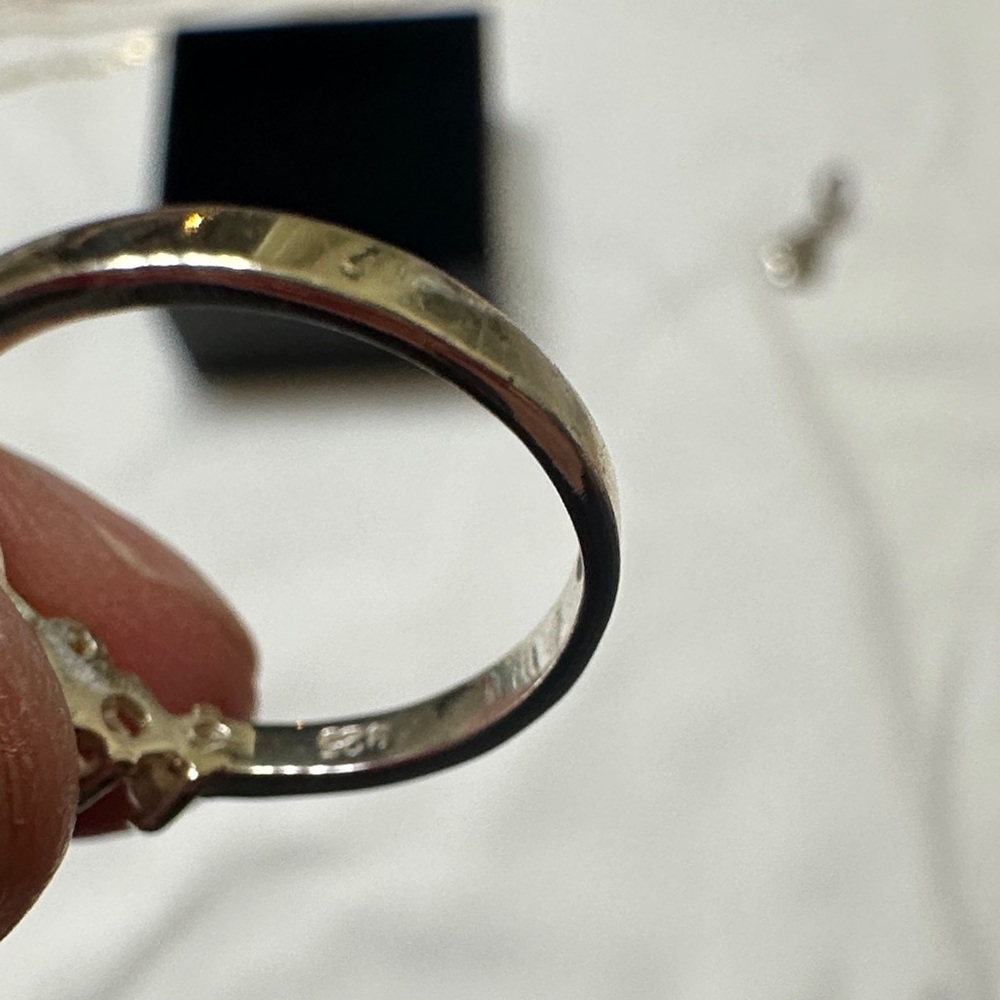 Disney 925 Silver and Pink Gemstone Ring size 6 - Picture 4 of 4